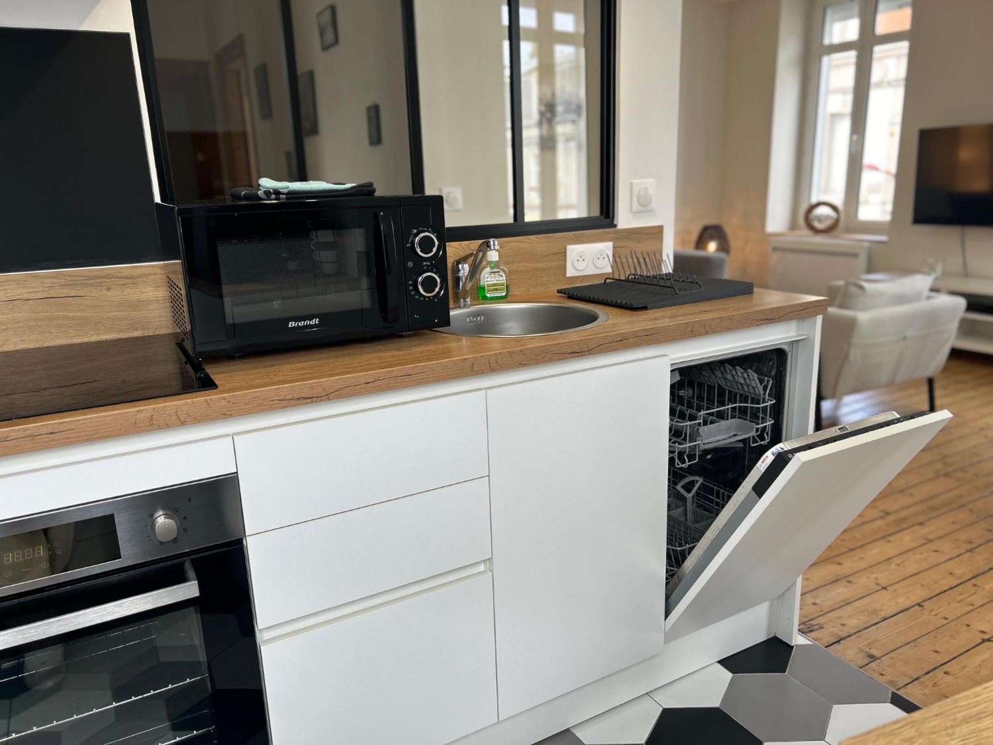 Le Petit Universel Wimereux Esterno foto